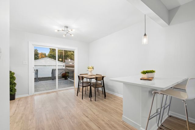 4304 Clearview Drive, Mchenry, IL 60050