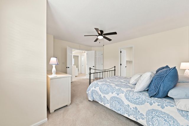 1805 Terraceview Lane N C, Plymouth, MN 55447