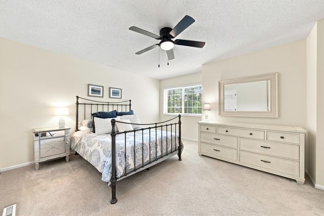1805 Terraceview Lane N C, Plymouth, MN 55447