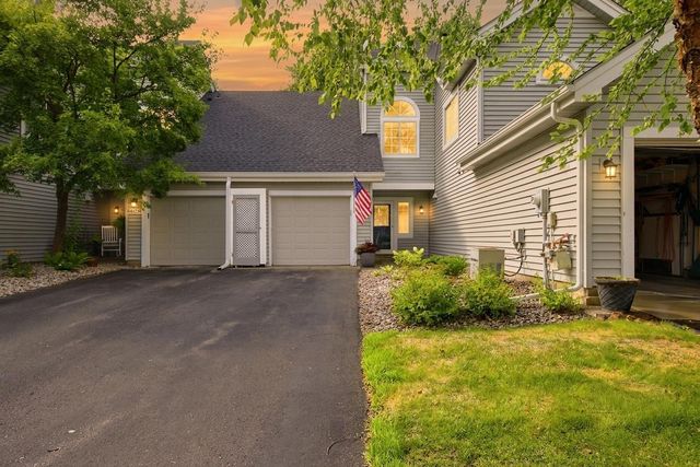 1805 Terraceview Lane N C, Plymouth, MN 55447