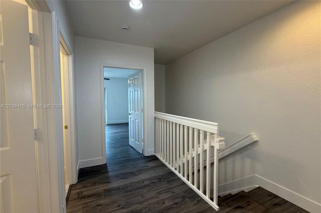 4649 SW 75th Way, Davie, FL 33314