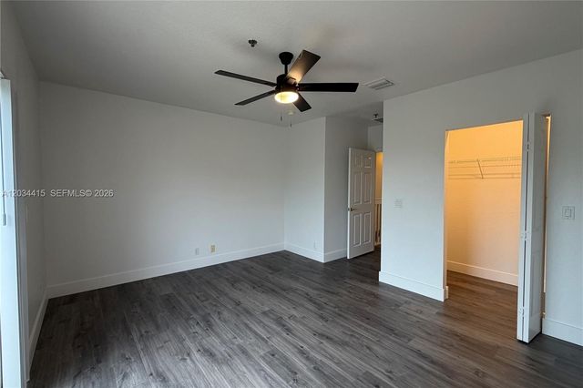 4649 SW 75th Way, Davie, FL 33314