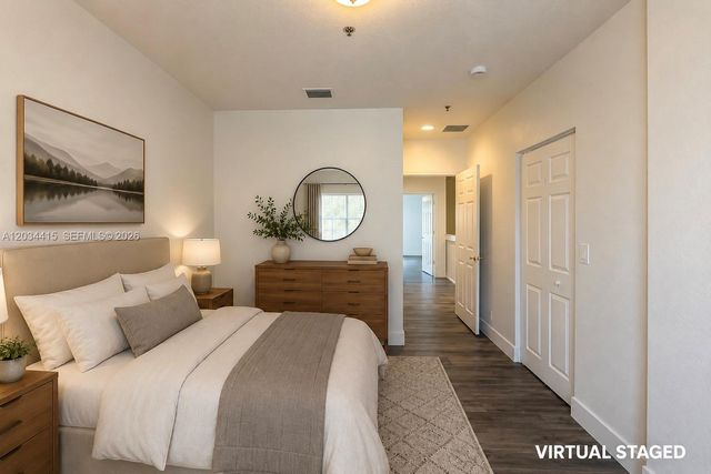 4649 SW 75th Way, Davie, FL 33314