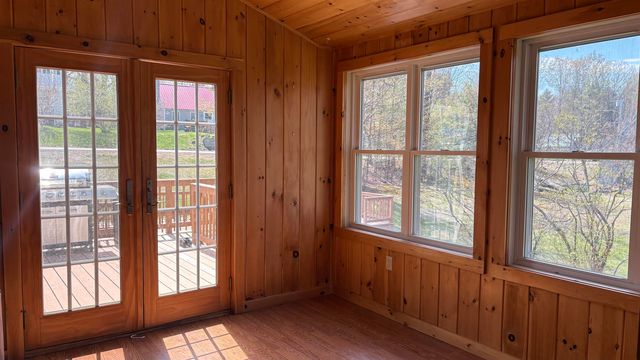 20 Pearl Street, Hillsborough, NH 03244