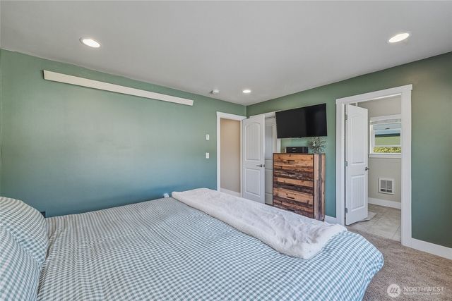 4662 Alderson Road, Blaine, WA 98230