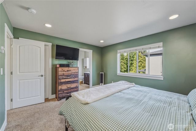 4662 Alderson Road, Blaine, WA 98230