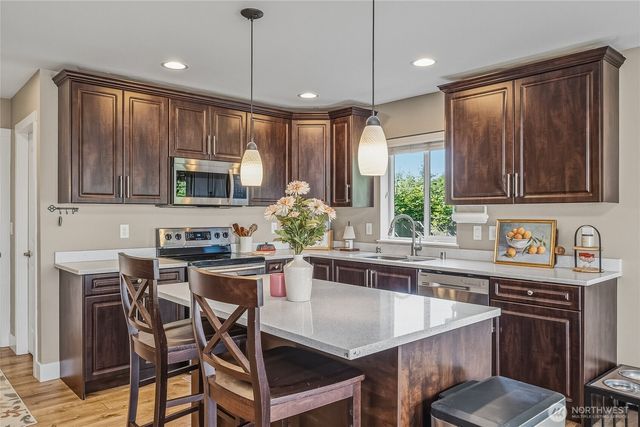 4662 Alderson Road, Blaine, WA 98230