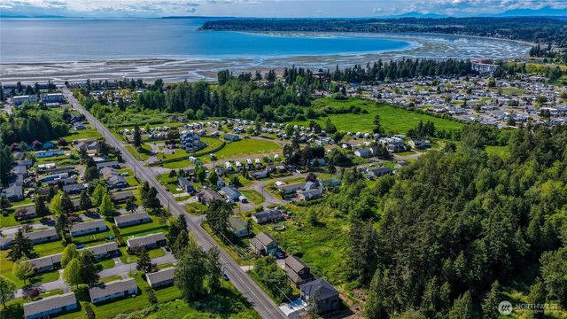 4662 Alderson Road, Blaine, WA 98230