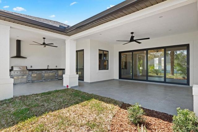 13 OLD OAK DRIVE N, Palm Coast, FL 32137