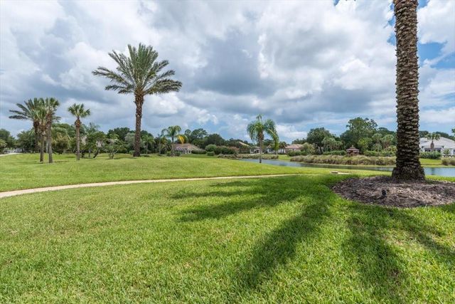 13 OLD OAK DRIVE N, Palm Coast, FL 32137