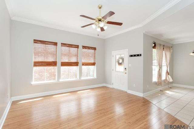 9591 Pecan Tree Dr, Baton Rouge, LA 70810