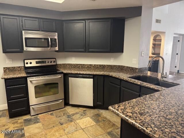 3230 E BRIARWOOD Terrace, Phoenix, AZ 85048