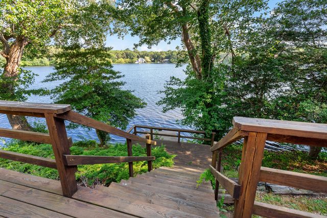 15 & 7 Scottsdale Road, Centerville, MA 02632