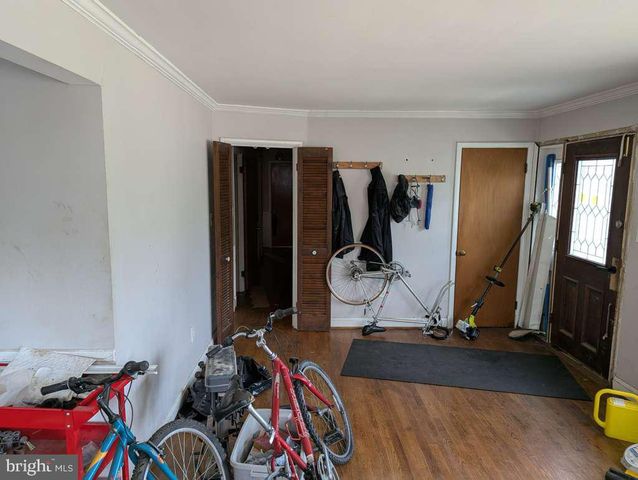 2207 HAMMONDS FERRY RD, Baltimore, MD 21227