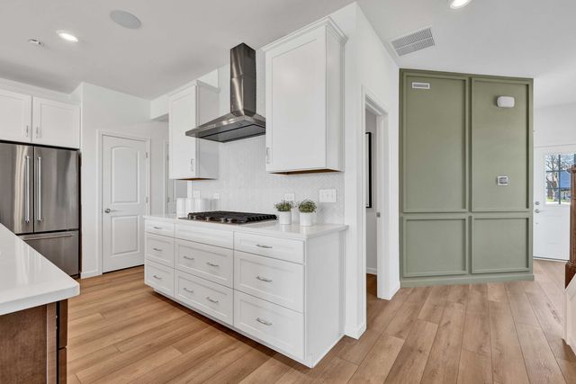 206 Weirich Way 88004, Batavia, IL 60510