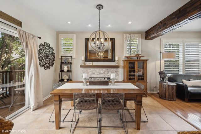 3834 N Milwaukee Court 11, Chicago, IL 60641