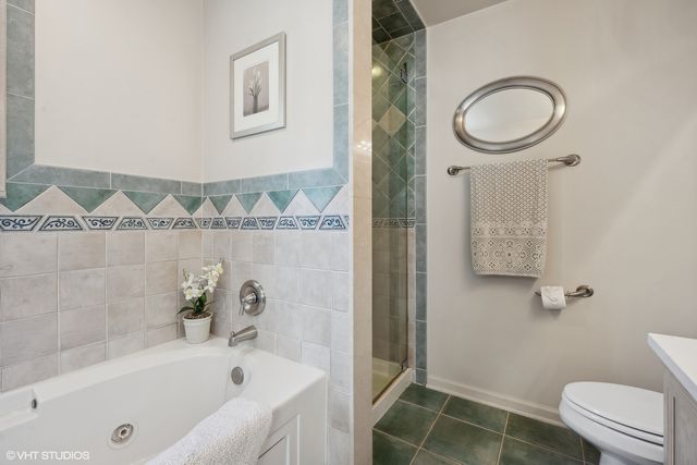 3834 N Milwaukee Court 11, Chicago, IL 60641