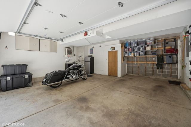 3834 N Milwaukee Court 11, Chicago, IL 60641