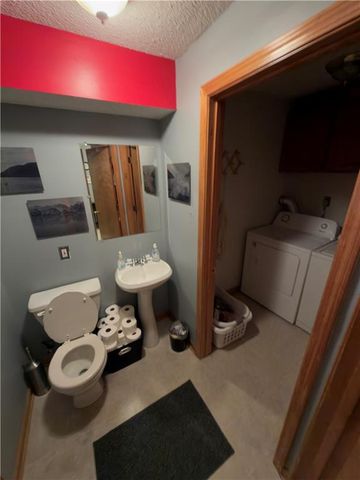 2113 N York Road, Independence, MO 64058