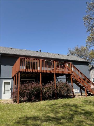 2113 N York Road, Independence, MO 64058