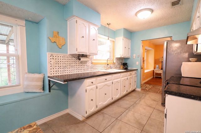 14230 Ridge Dale, San Antonio, TX 78233