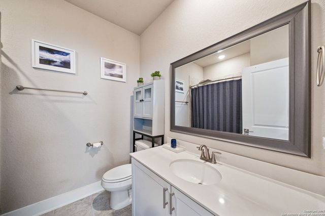 8851 Oakland Rd Unit 18, San Antonio, TX 78240