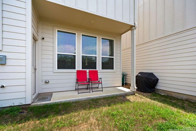 8851 Oakland Rd Unit 18, San Antonio, TX 78240