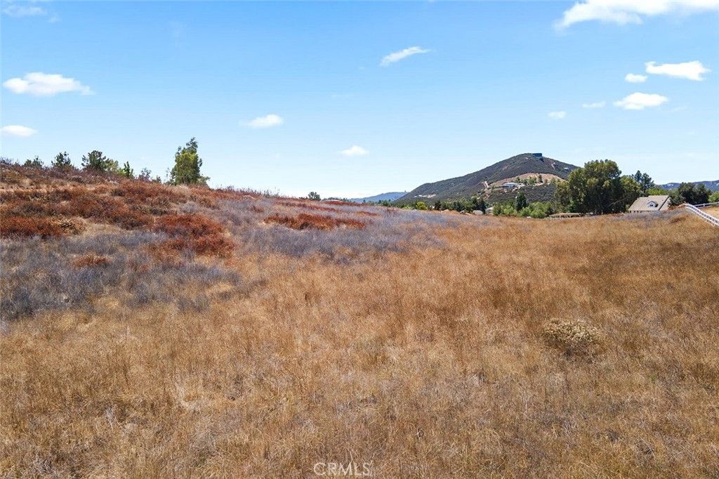 19049 Vista De Cielo, Murrieta, CA 92562 — photo 3