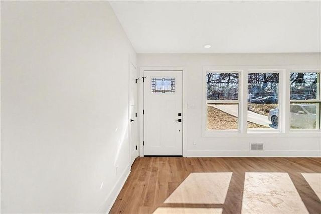 2182 Brannen SE Road, Atlanta, GA 30316