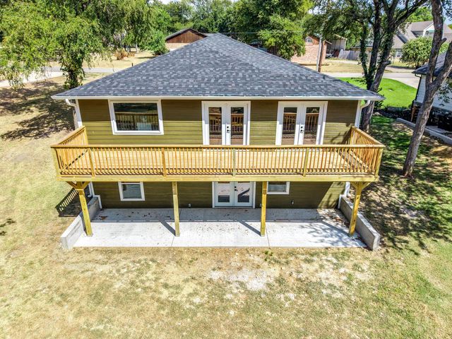 180 Shoreline Road, East Tawakoni, TX 75472