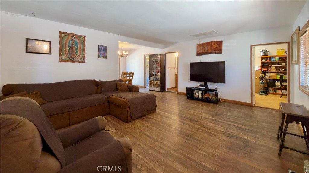 10416 Cayuga, Pacoima, CA 91331 — photo 5