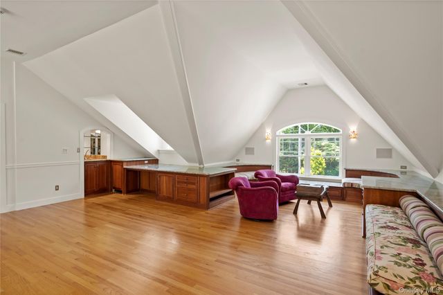 4745 N Bayview Road, Southold, NY 11971