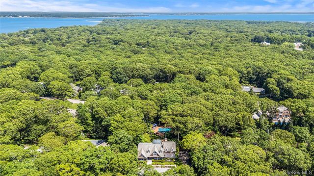 4745 N Bayview Road, Southold, NY 11971