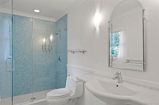 4745 N Bayview Road, Southold, NY 11971