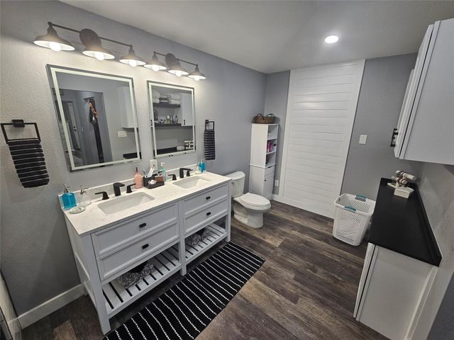 1610 Marilyn Street, Alvin, TX 77511