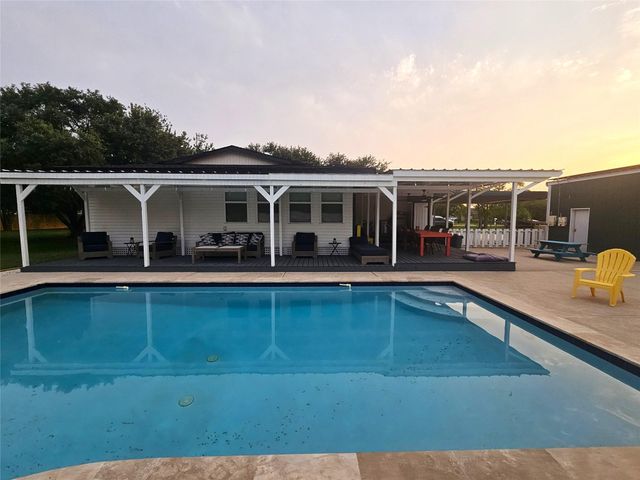 1610 Marilyn Street, Alvin, TX 77511