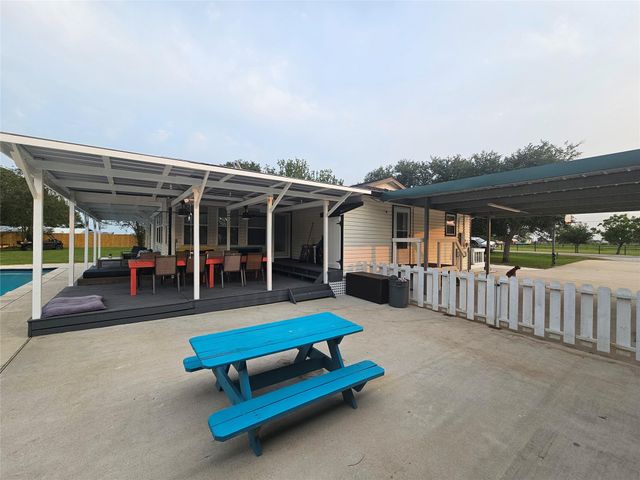 1610 Marilyn Street, Alvin, TX 77511