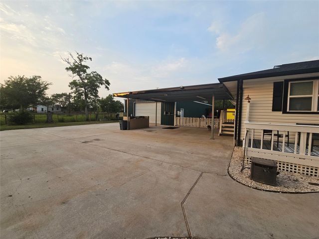 1610 Marilyn Street, Alvin, TX 77511