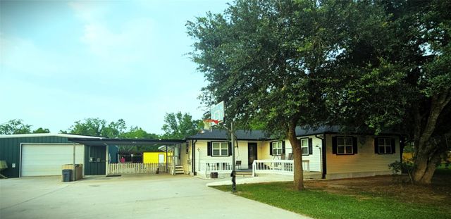 1610 Marilyn Street, Alvin, TX 77511