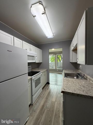 1108 BLAIR CT, Newark, DE 19711