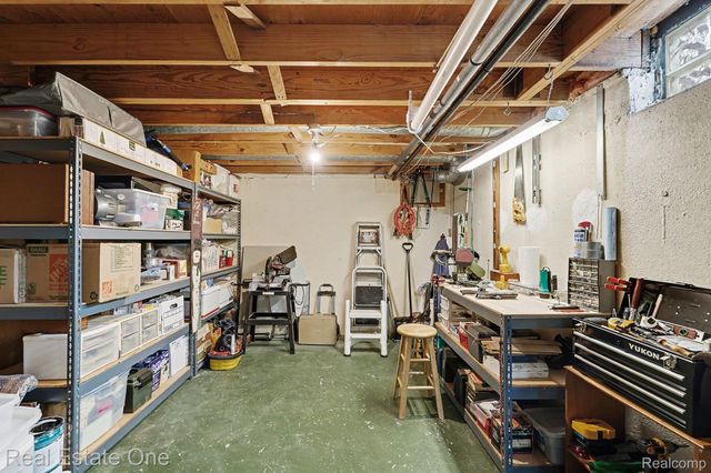 9615 Cornell, Taylor, MI 48180