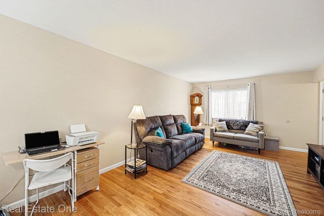 9615 Cornell, Taylor, MI 48180