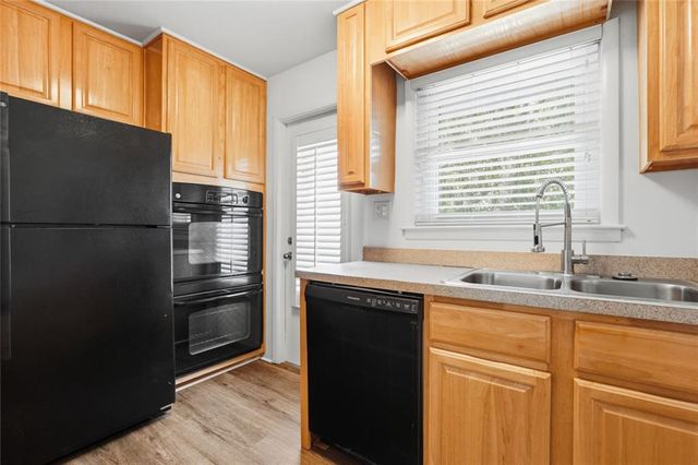 3510 Roswell Road NW L-4, Atlanta, GA 30305