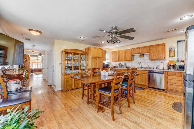 3827 S Archer Avenue, Chicago, IL 60632