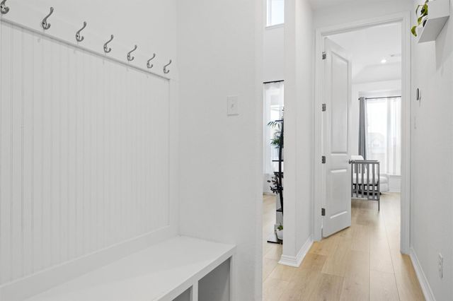 1132 Spring Gulch LN, Georgetown, TX 78628