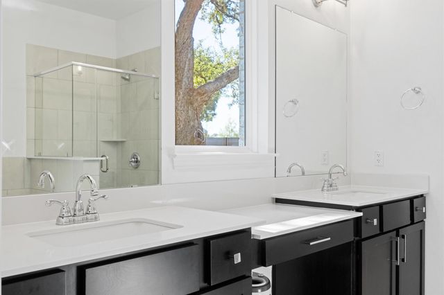 1132 Spring Gulch LN, Georgetown, TX 78628