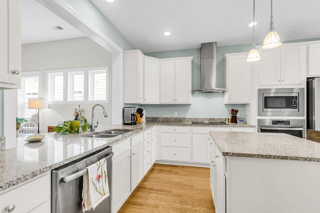 2004 Redback Drive, Summerville, SC 29483