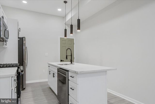 1743 E FEDERAL ST, Baltimore, MD 21213