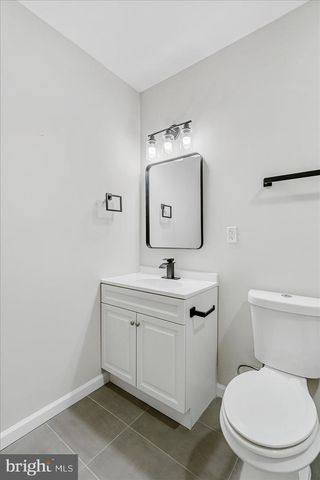 1743 E FEDERAL ST, Baltimore, MD 21213