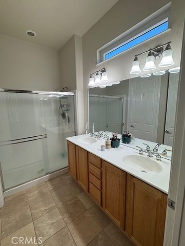 10485 Glen Oaks Lane, Apple Valley, CA 92308